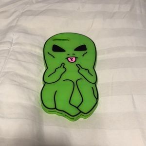 Green alien phone case